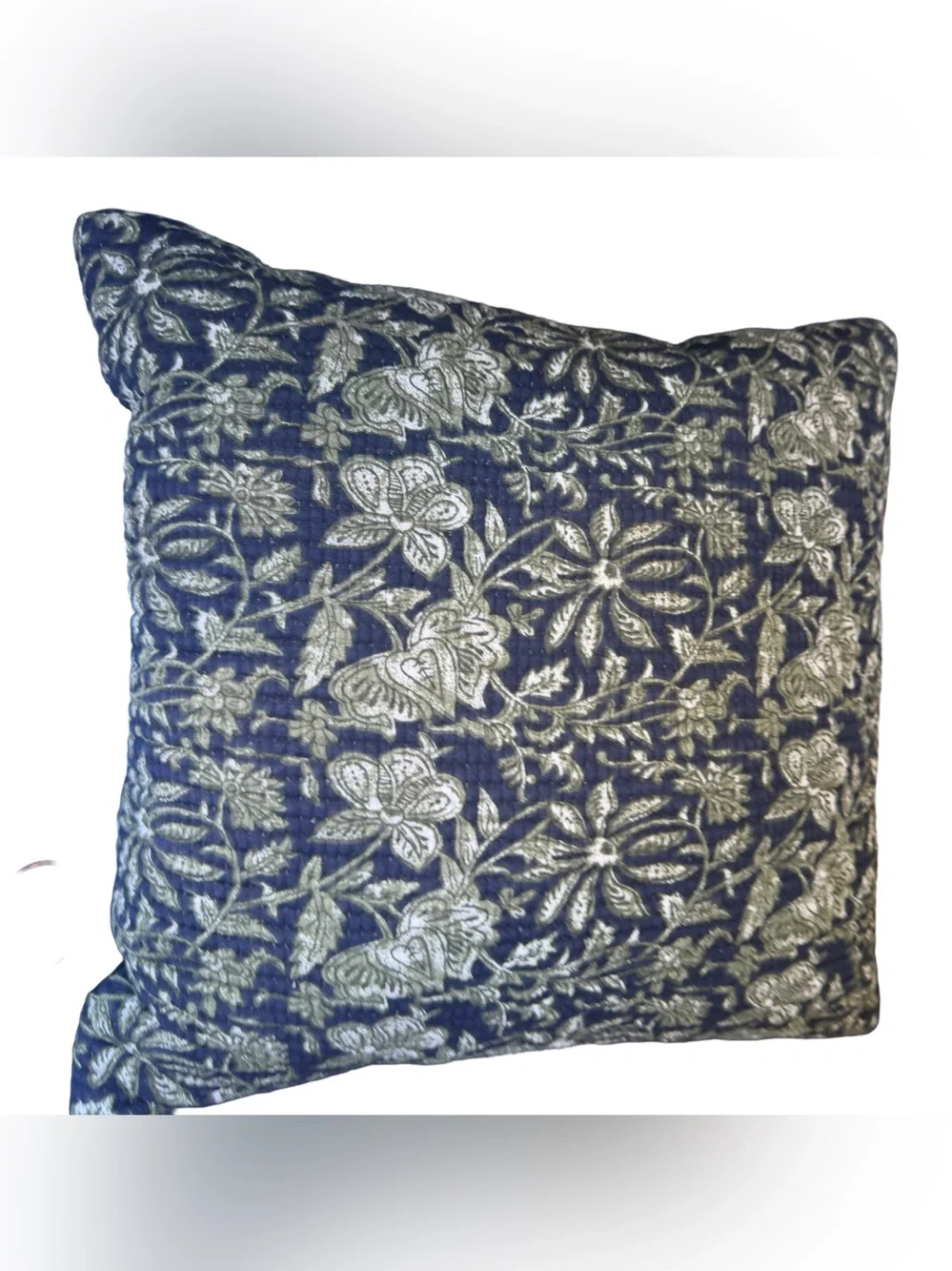 THRESHOLD NWT Square Double Cloth Printed Decorative Throw Pillow